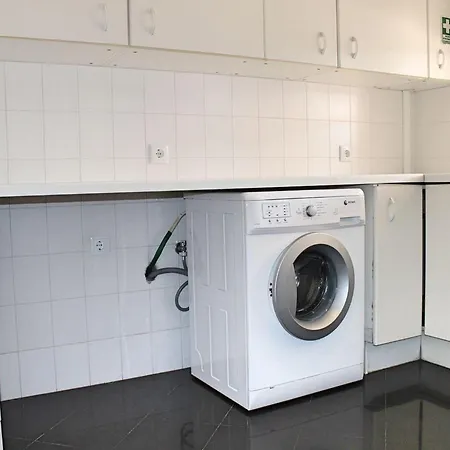 Wonderful Recently Renovated Family *